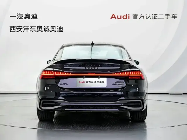 Audi A7L — Фото автомобиля 4