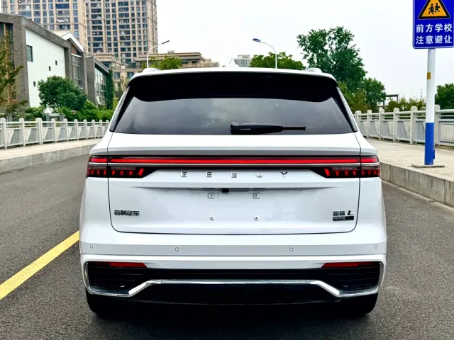 Geely Xingyue L — Фото автомобиля 6