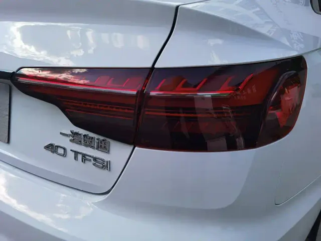 Audi A4L — Фото автомобиля 28