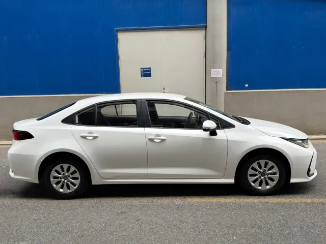 Toyota Corolla — Фото автомобиля 7