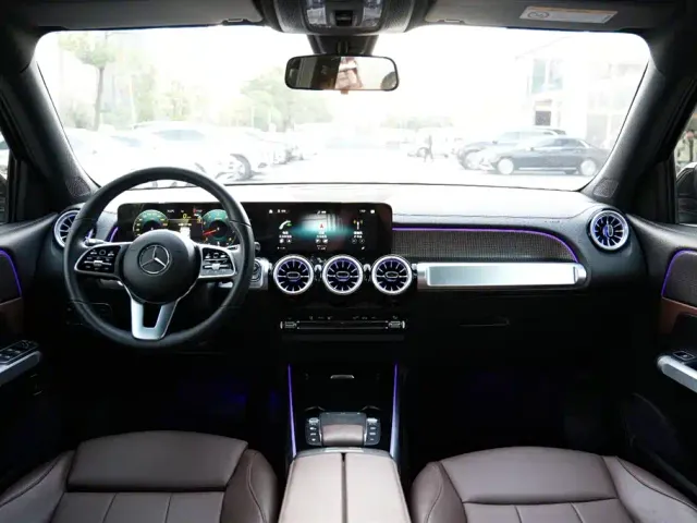 Mercedes-Benz GLB-Class — Фото автомобиля 23