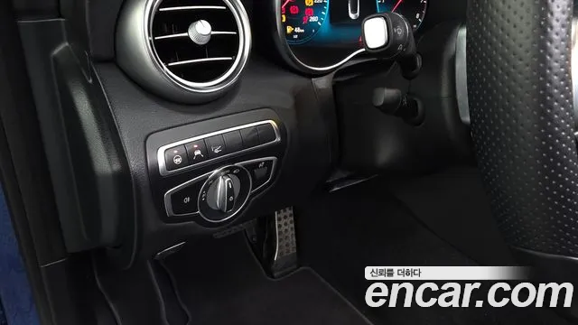 Mercedes-Benz C-Class — Фото автомобиля 12