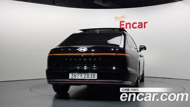Hyundai Grandeur GN7 — Фото автомобиля 4