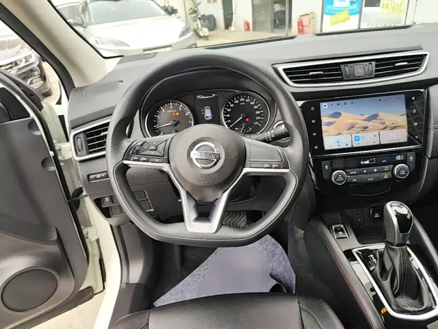 Nissan Qashqai — Фото автомобиля 10