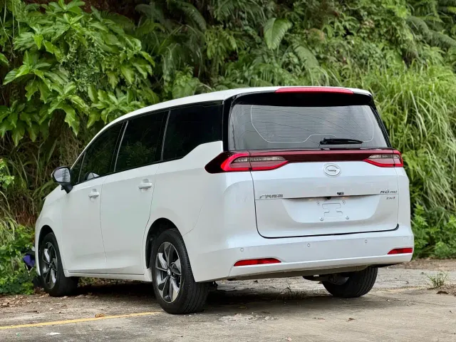 GAC Trumpchi M6 — Фото автомобиля 4