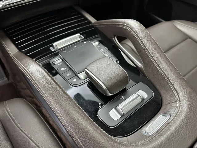 Mercedes-Benz GLE-Class — Фото автомобиля 19