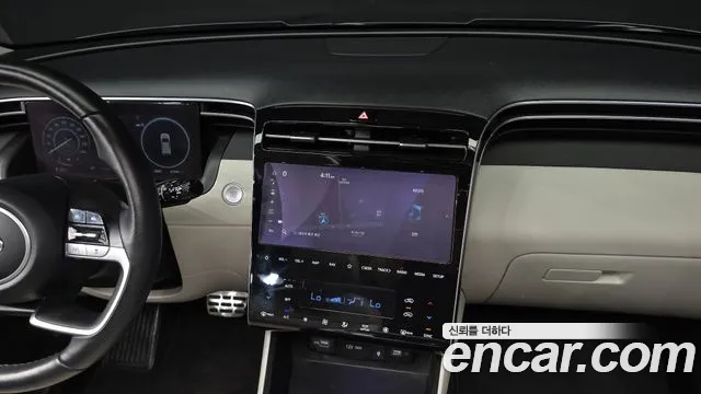 Hyundai Tucson Tucson (NX4) Бензин 1.6 турбо 2WD — Фото автомобиля 13