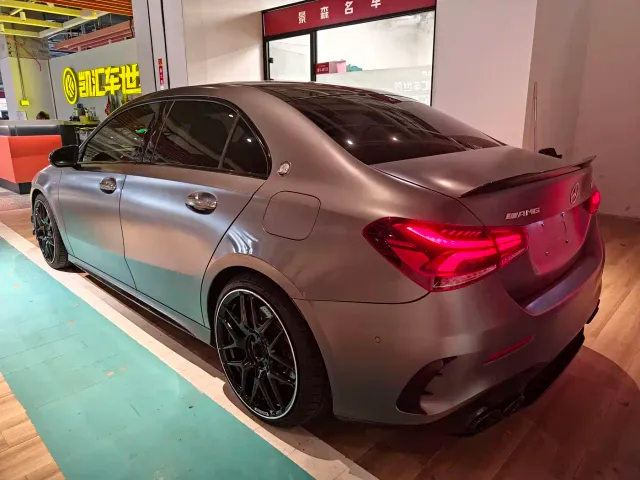 Mercedes-Benz Mercedes-Benz A-Class AMG 2022 AMG A 35 L 4MATIC — Фото автомобиля 11