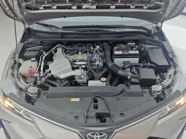 Toyota Corolla — Фото автомобиля 10