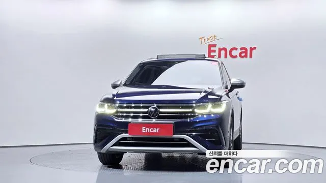 Volkswagen Tiguan — Фото автомобиля 3