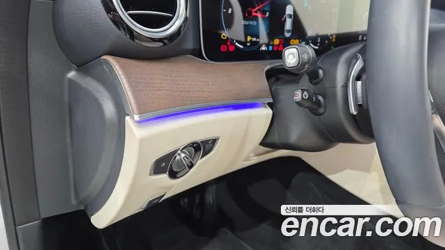 Mercedes-Benz E-Class W213 — Фото автомобиля 28