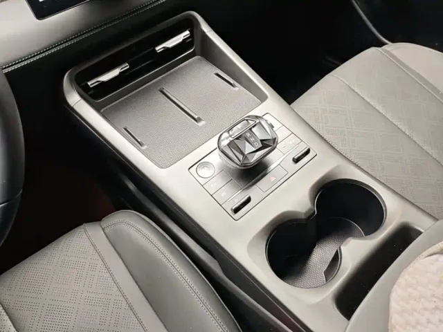 BYD Qin PLUS — Фото автомобиля 13