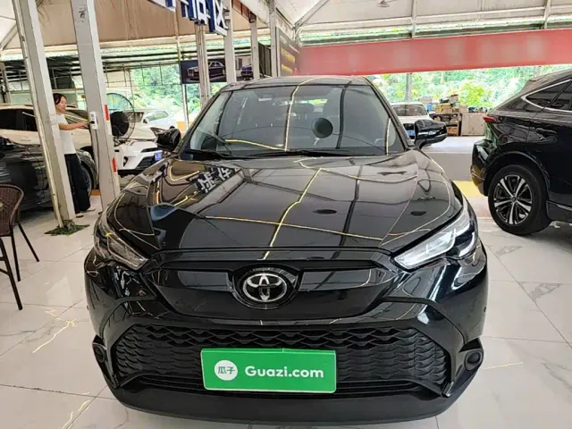 Toyota Frontlander 2022 2.0L CVT Elite — Фото автомобиля 2