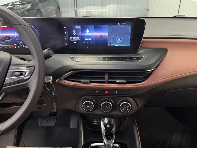 Buick Verano — Фото автомобиля 5