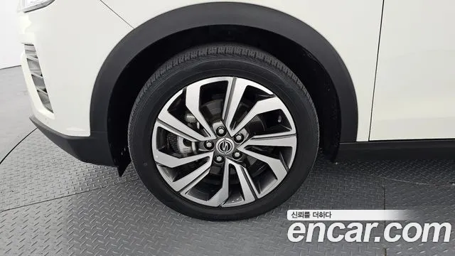 KG_Mobility_Ssangyong TIBOLI Very New Tivoli Бензин 1.5 2WD — Фото автомобиля 5