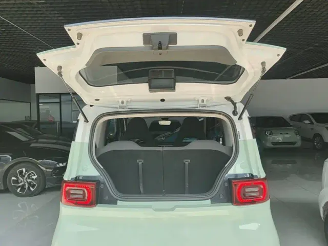 Wuling Hongguang Mini EV — Фото автомобиля 18
