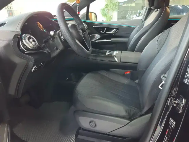 Mercedes-Benz EQS SUV — Фото автомобиля 20