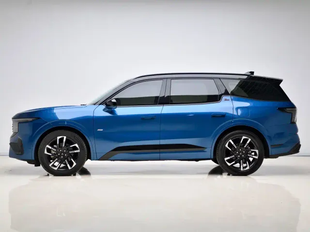 Ford Edge — Фото автомобиля 7