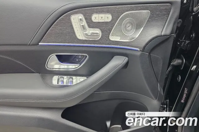 Mercedes-Benz GLE-Class — Фото автомобиля 14