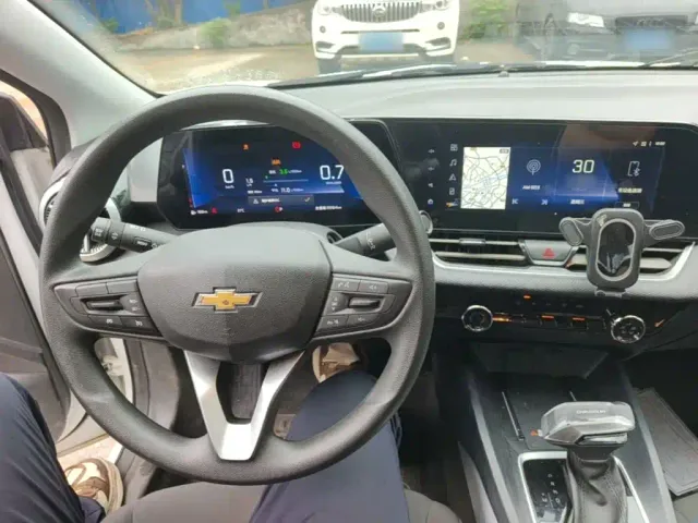 Chevrolet Monza — Фото автомобиля 9