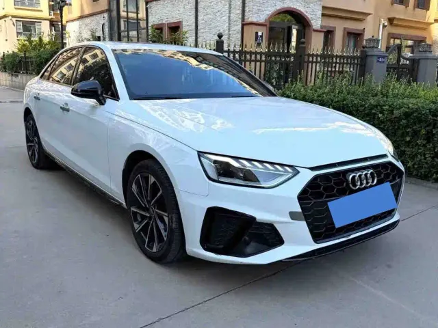 Audi A4L — Фото автомобиля 16