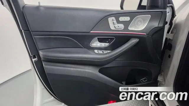Mercedes-Benz GLE-Class — Фото автомобиля 13