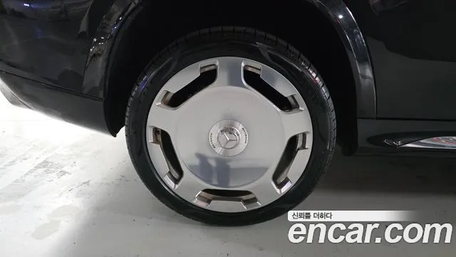 Mercedes-Benz GLS-Class — Фото автомобиля 4