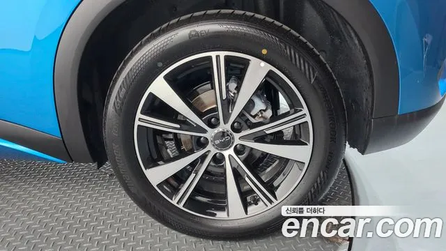 BYD Atto 3 — Фото автомобиля 6