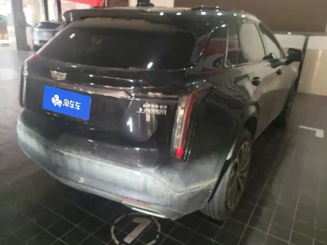 Cadillac XT5 — Фото автомобиля 3