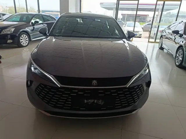 BYD Qin L — Фото автомобиля 2