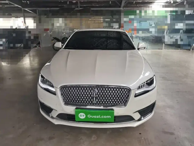 Lincoln MKZ — Фото автомобиля 2