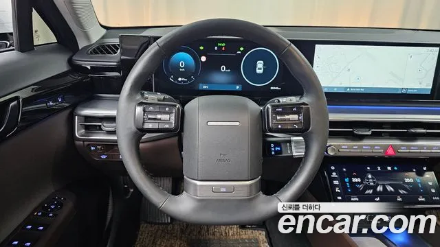 Hyundai Grandeur Grandeur (GN7) 2.5 Бензин 2WD — Фото автомобиля 12
