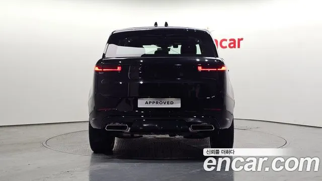 Land Rover Range Rover Sport — Фото автомобиля 6