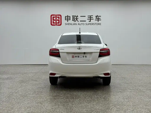 Toyota Vios — Фото автомобиля 4