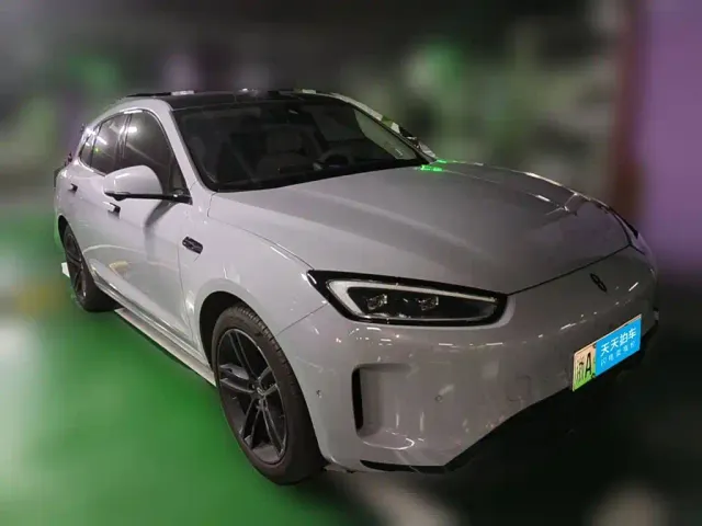 Aito M5 — Фото автомобиля 3