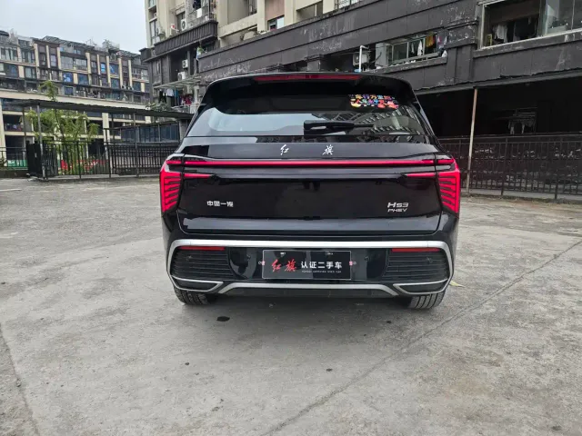 Hongqi HS3 PHEV — Фото автомобиля 6