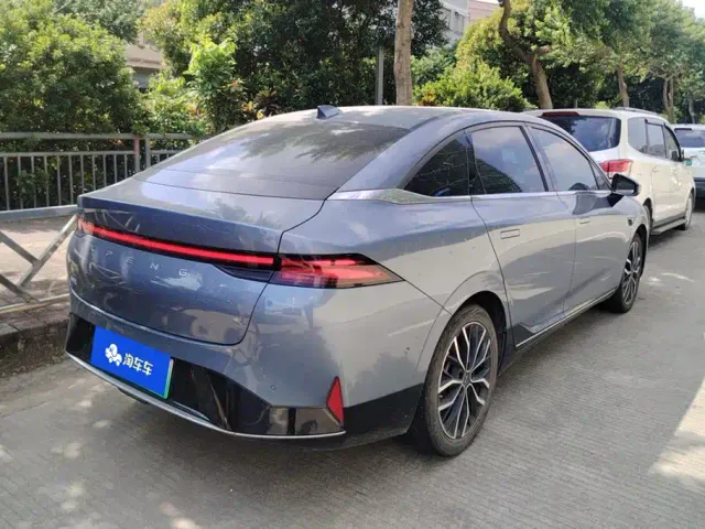 Xpeng P5 — Фото автомобиля 3