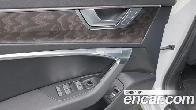 Audi A6 45 TFSI quattro Premium — Фото автомобиля 30