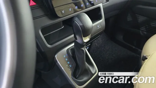 Hyundai Staria — Фото автомобиля 12