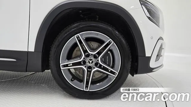 Mercedes-Benz GLB-Class — Фото автомобиля 5