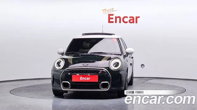 Mini Cooper — Фото автомобиля 3