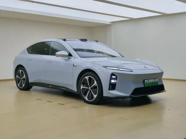 Nio ET5 — Фото автомобиля 4