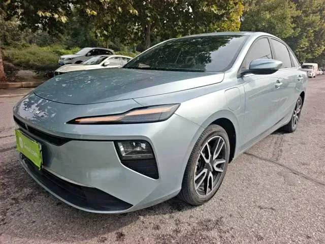 Фотография автомобиля — Roewe D6