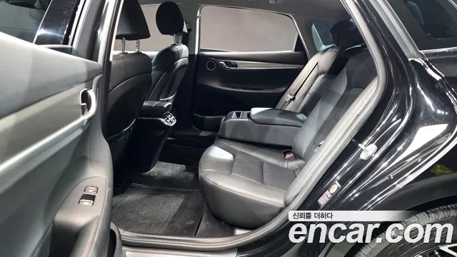 Hyundai Grandeur (New) Hybrid — Фото автомобиля 18