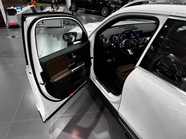 Mercedes-Benz GLB-Class — Фото автомобиля 13