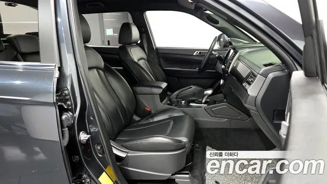 KG_Mobility_Ssangyong Rexton Новый Rexton Sport Дизель 2.2 4WD — Фото автомобиля 11