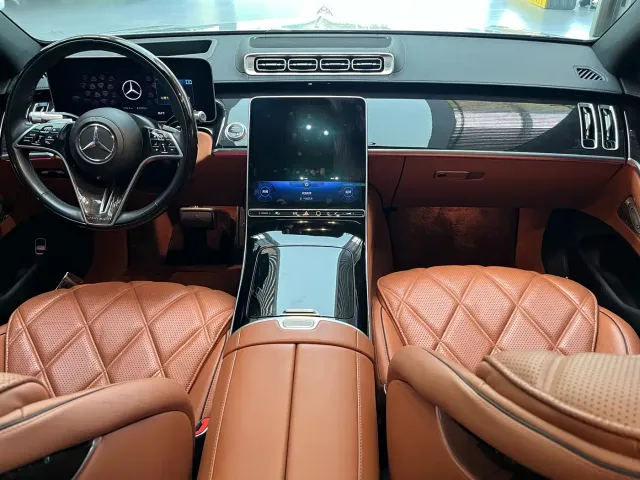 Mercedes-Benz Maybach S-Class — Фото автомобиля 14