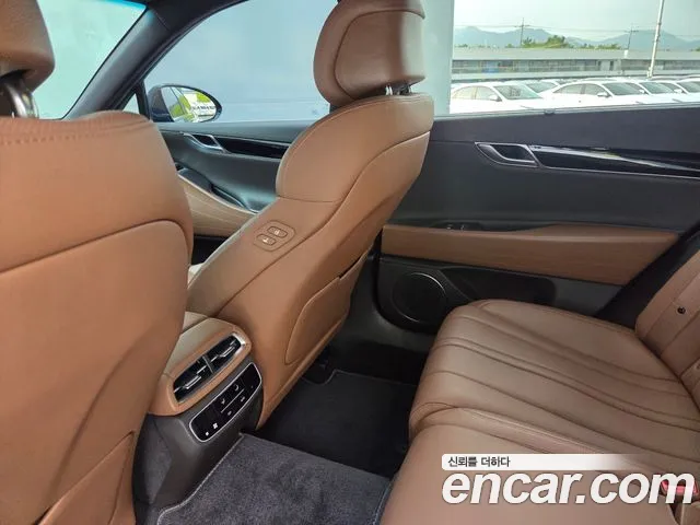 Genesis G80 Бензин 2.5 турбо 2WD — Фото автомобиля 9