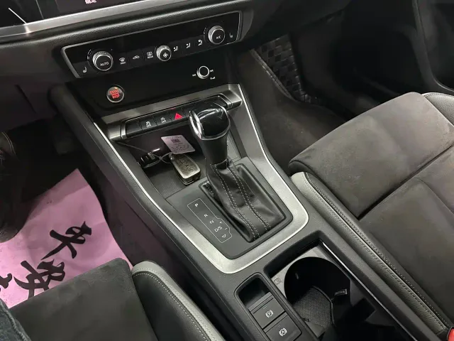 Audi Q3 — Фото автомобиля 17
