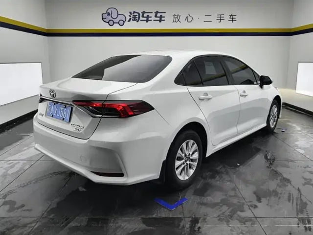 Toyota Corolla — Фото автомобиля 3